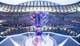 Zeka走位失误葬送好局，T1团队运营关键龙团战致胜，中野联动战术与大龙决策扭转战局